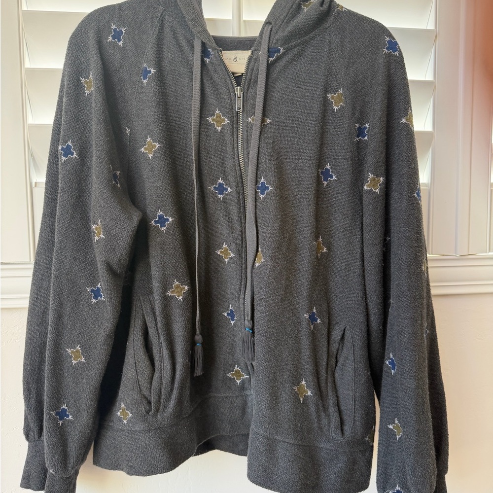 Lou & Grey Boutique-Era Embroidered Full Zip Hoodie Gray Size L